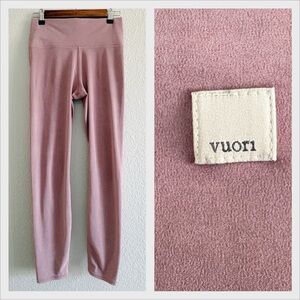 Vuori Women's Studio High Rise Legging Rosewood